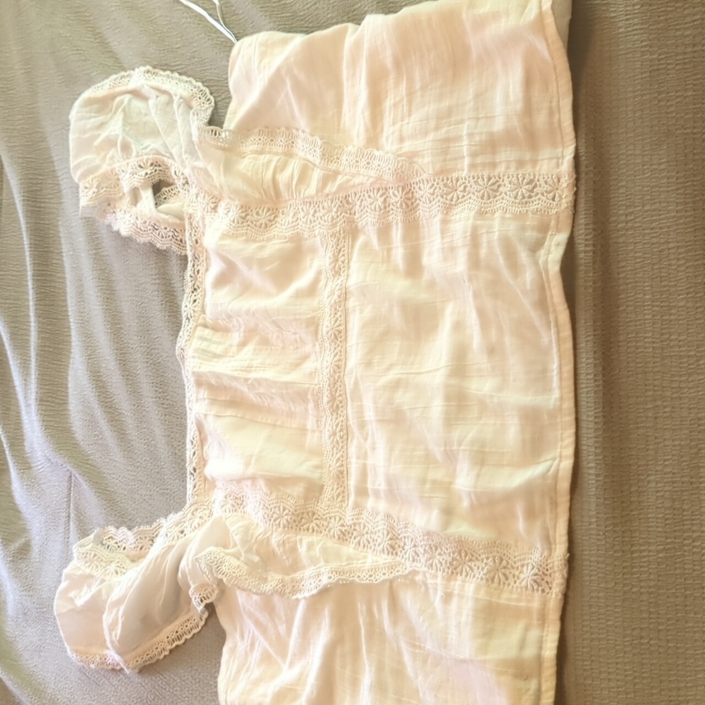 NWOT Abercrombie and Fitch ultra feminine white top XL